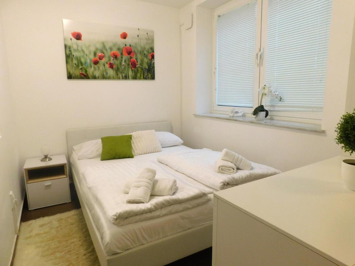 Ferienwohnung Modern Center Studio Under The Castle - Free Parking Laibach Exterior foto